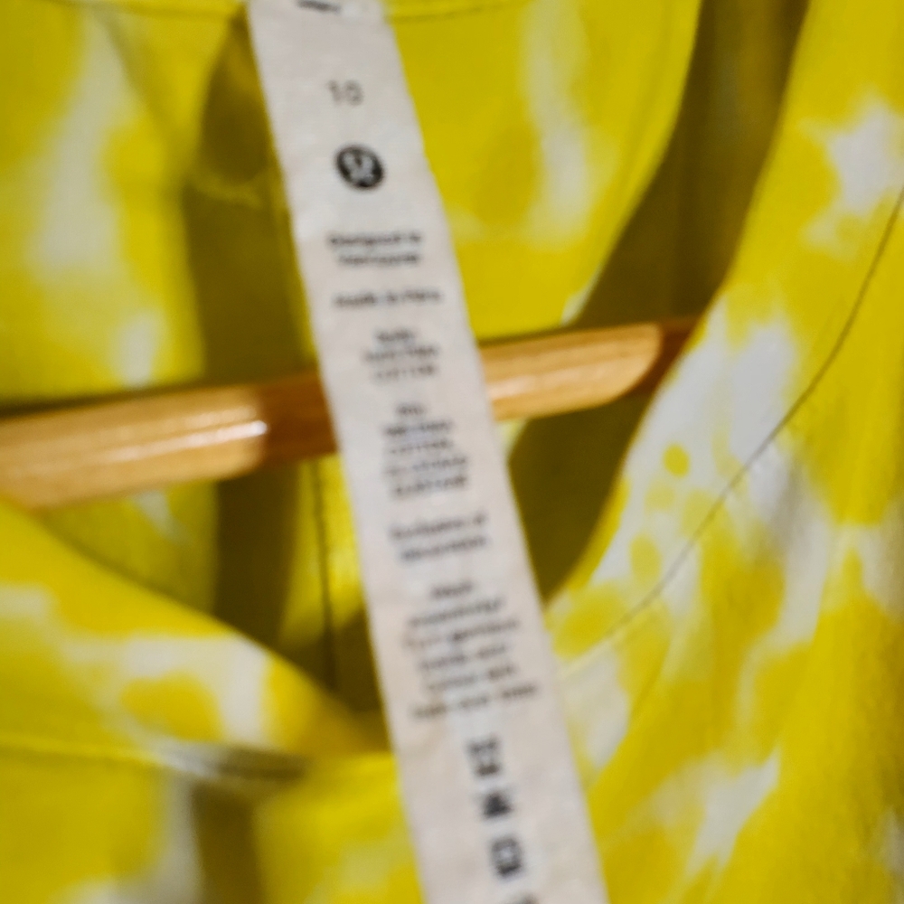 Lululemon All Yours Bright Neon Green/yellow cropped athletic top Size 10 - Picture 8 of 10